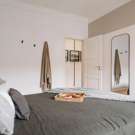 Apartman Meran - 3 Bedrooms And Terrace In Alvalade *