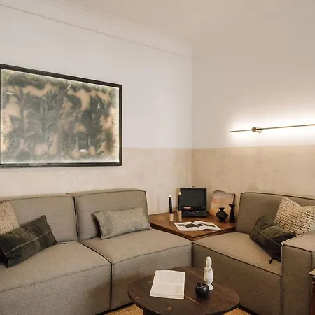 Lägenhet Meran - 3 Bedrooms And Terrace In Alvalade *